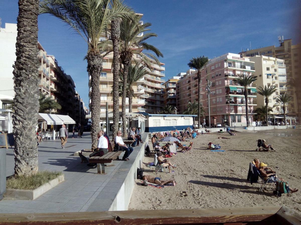 Apartment Only 250M From The Beach Los Locos Torrevieja Exterior foto